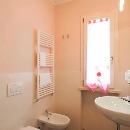 Bed & Breakfast Alle Tre Rose Montignoso