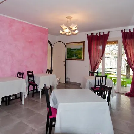 Alle Tre Rose Bed & Breakfast Montignoso